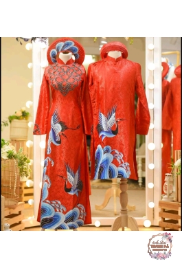 Áo dài cặp vẽ chim hạc