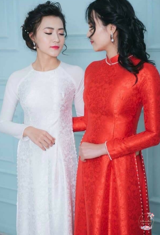 Áo dài kết hạt