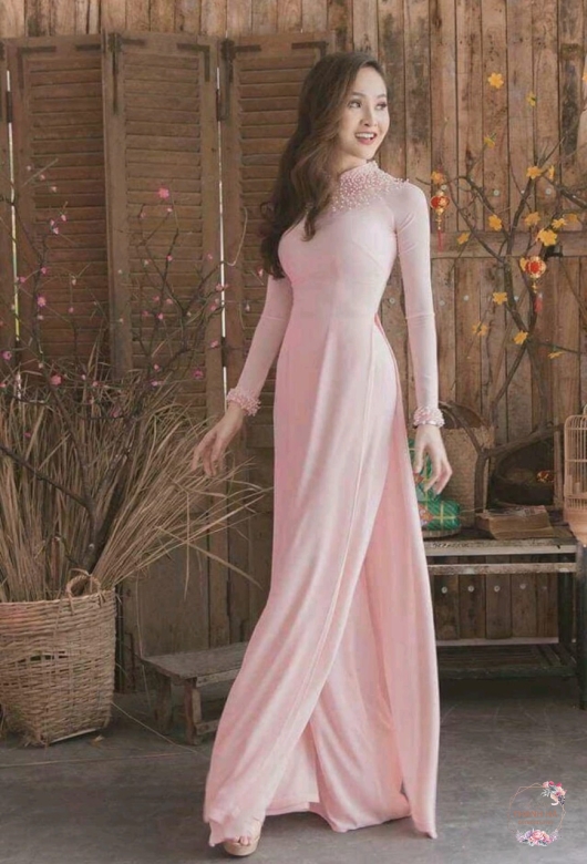 Áo dài kết hạt